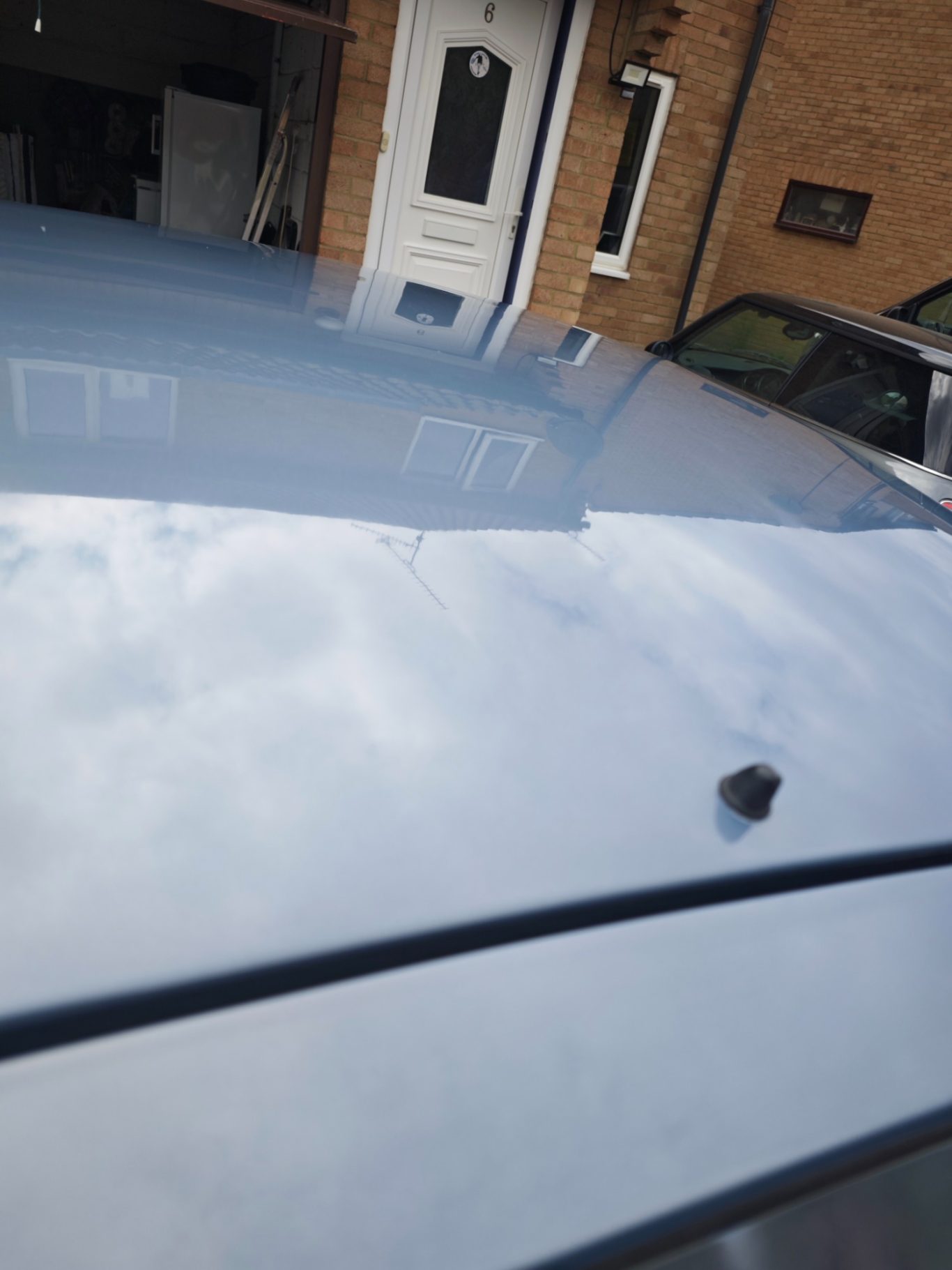 After After car roof bodywork scratch repair - Bodywork Repair service @ Sprayworkz in Reading Berkshire