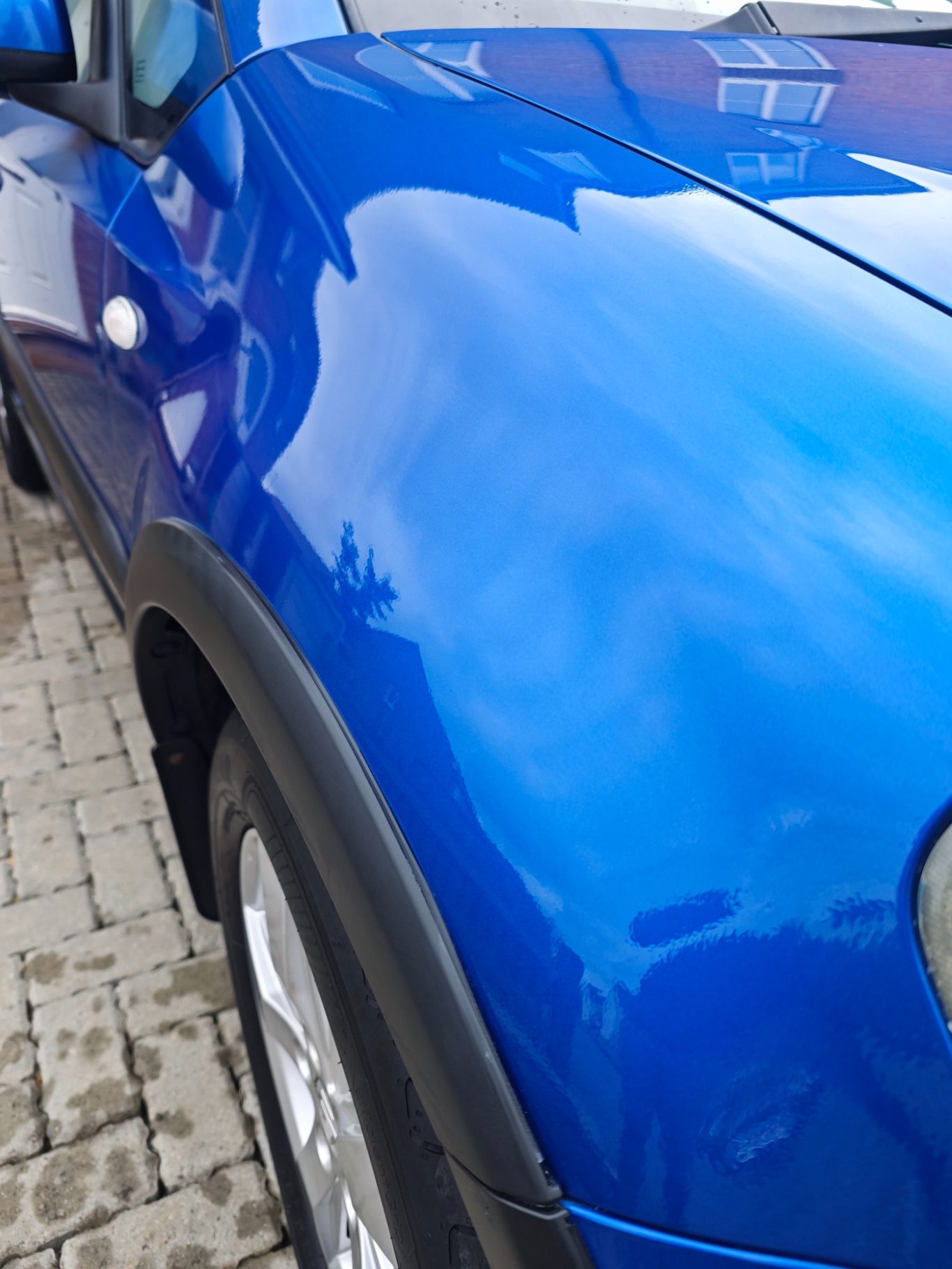 After After car wing bodywork scratch repair - Bodywork Repair service @ Sprayworkz in Reading Berkshire